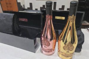 アルマンド ゴールド